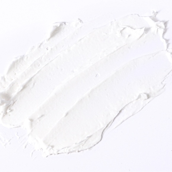 LAUREN'S SKINCARE VANILLA ALMOND BODY LOTION DELUXE MINI 30mL - Picture 2 of 5